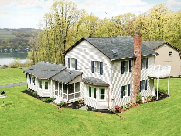 2736 Sturdevant Rd, Penn Yan, NY 14527
