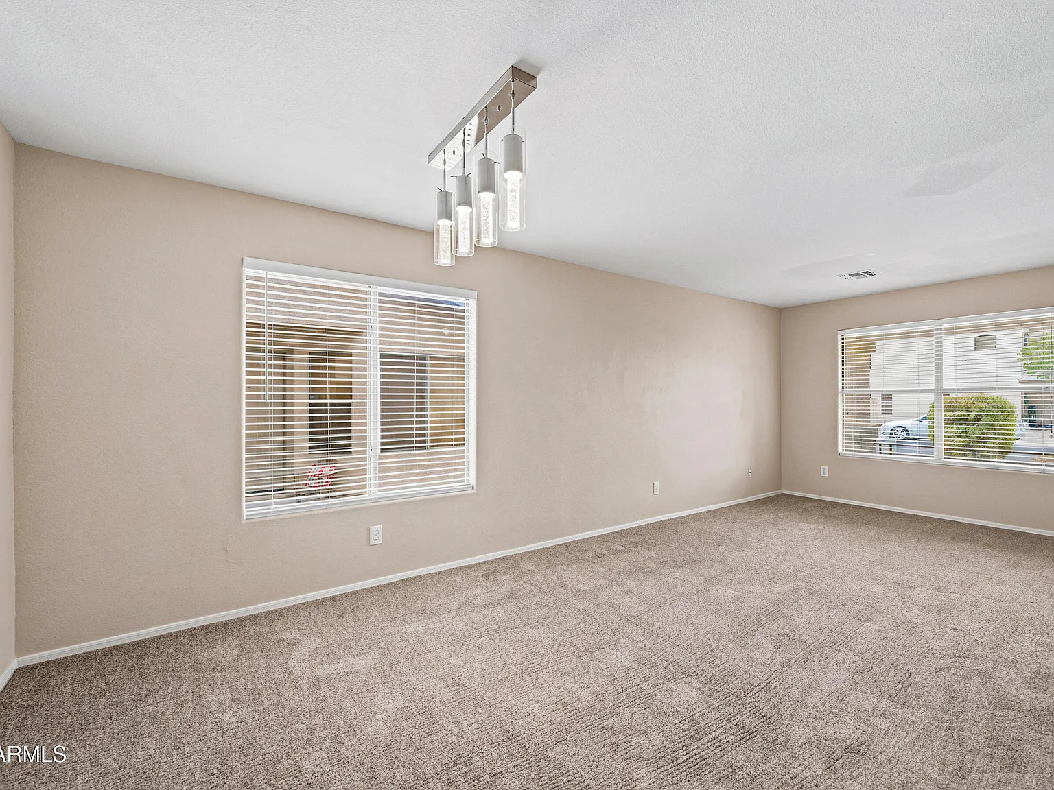 4 bed, 2.5 bath, 2232 sqft, $2,150 — Photo 4