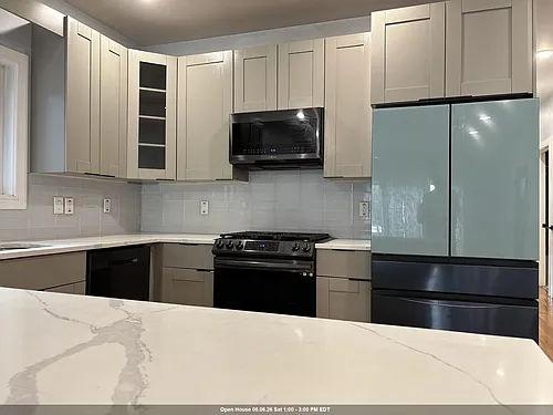 251 Manhattan Ave #1 Photo 1
