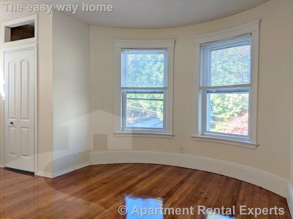 14 Sanborn Ave, Somerville, MA 02143