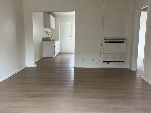 1184 W 39th St APT 2, Los Angeles, CA 90037