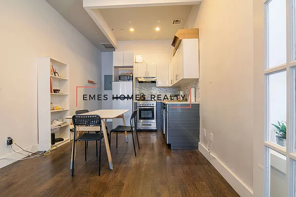 Rented by Emes Homes Realty LLC | media 13