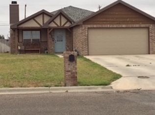 410 SW 2nd St, Seminole, TX 79360