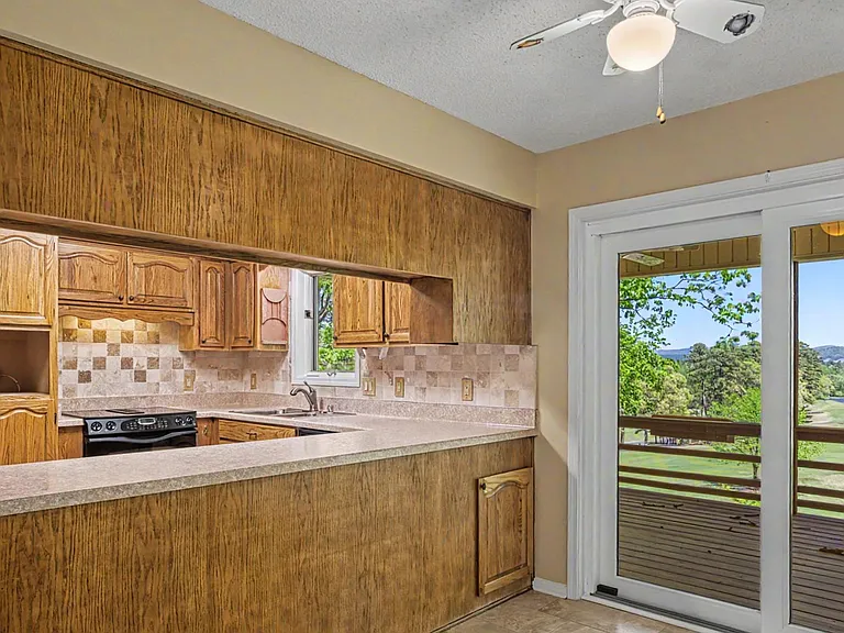 46 Acceso Cir — Photo 8