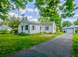 135 Lucerne Rd, Springfield, MA 01119