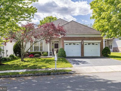 64 Greenways Ln, Lakewood, NJ, 08701
