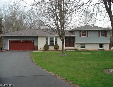 1st image of 4065 W Lake