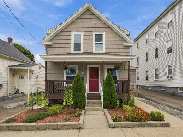 297 Burnside Ave, Woonsocket, RI 02895