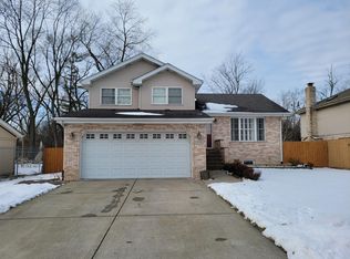 14330 Springfield Ave, Midlothian, IL 60445