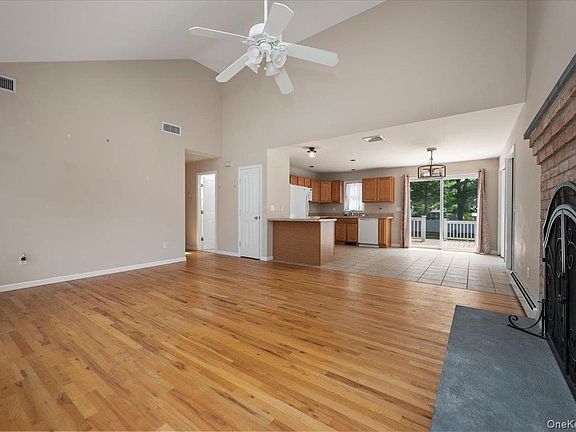 4th image of 31 Carter Road