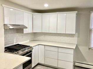 110 76th St #B, North Bergen, NJ 07047