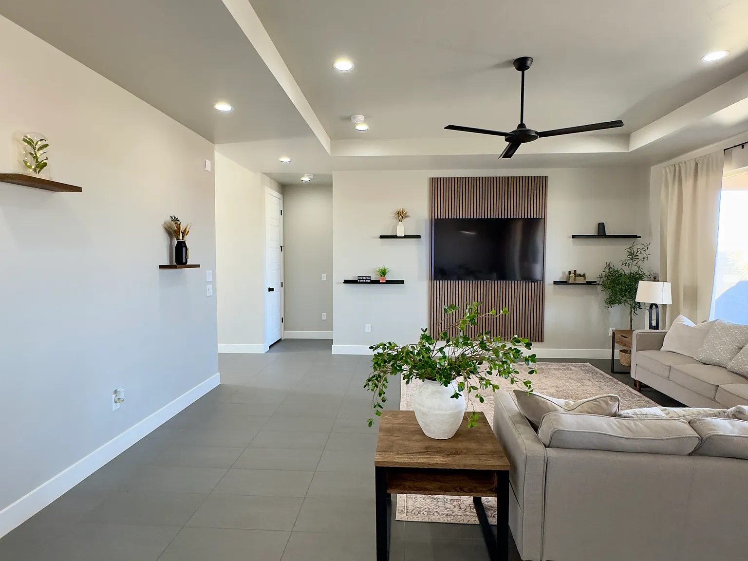 4 bed, 1682 sqft, $3,450 — Photo 4