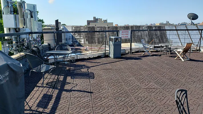 Rented by The Hamilton Group | media 25