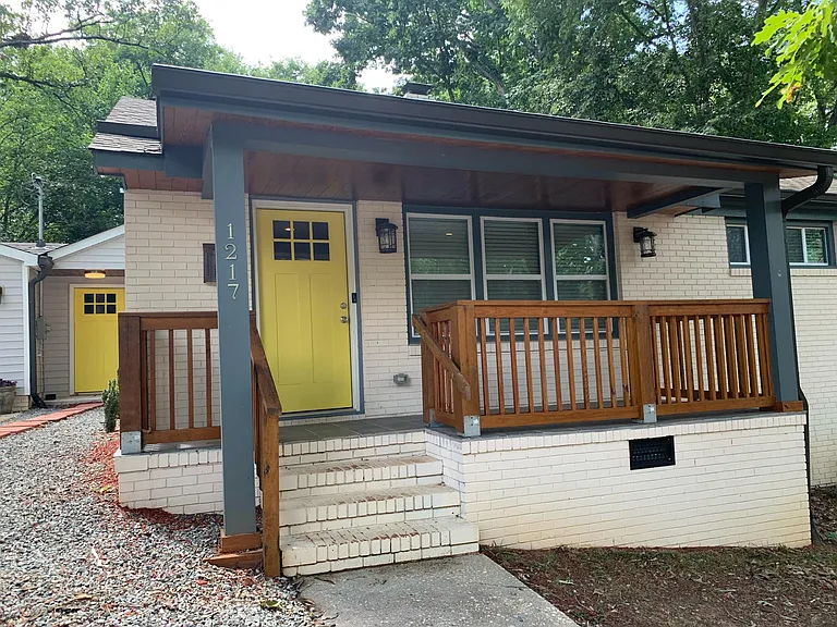 1217 Condon St — Photo 3