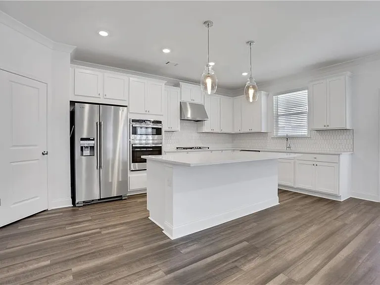 3198 Shirecrest Ln — Photo 16