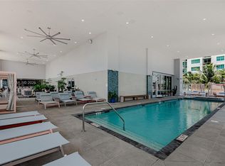 Yotelpad, Miami, FL 33179