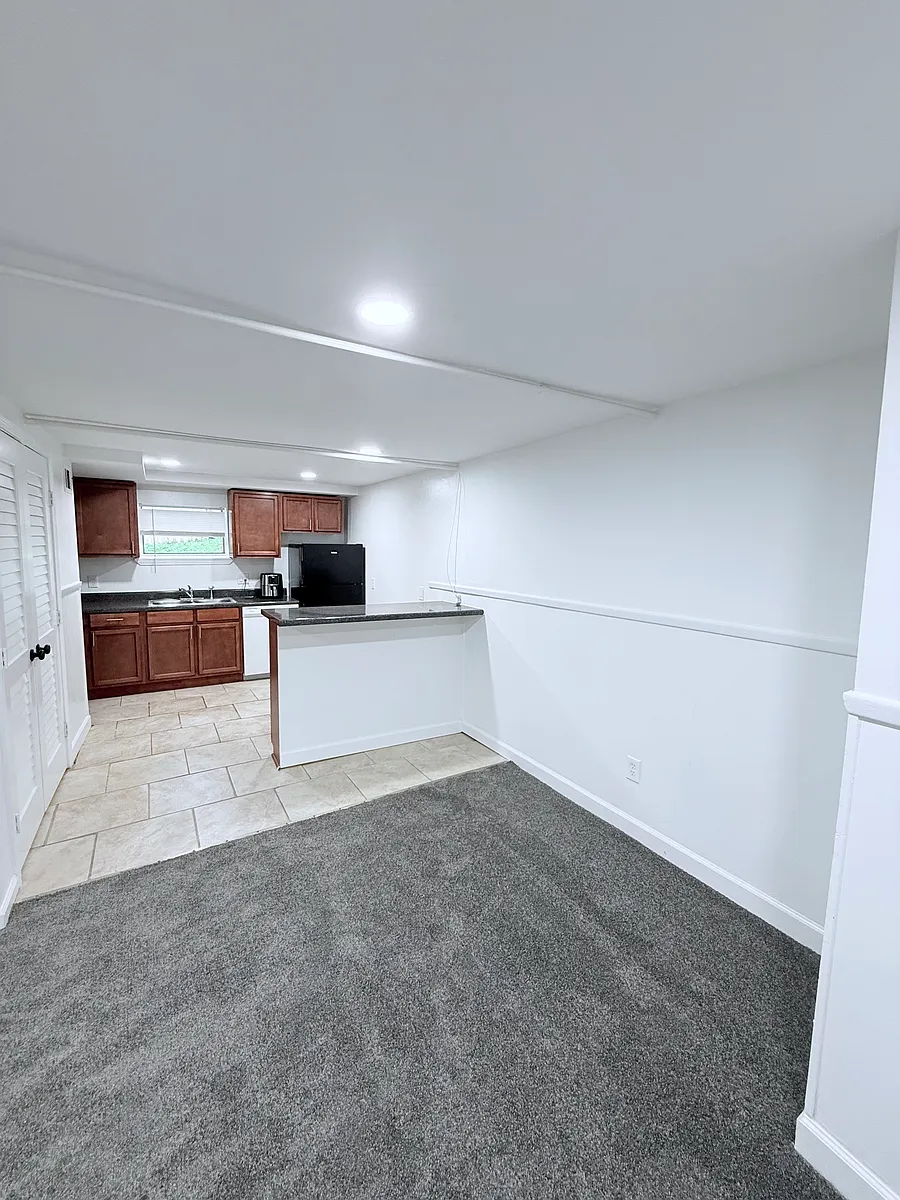 Building Photo - 1036 Longley Ave NW #C