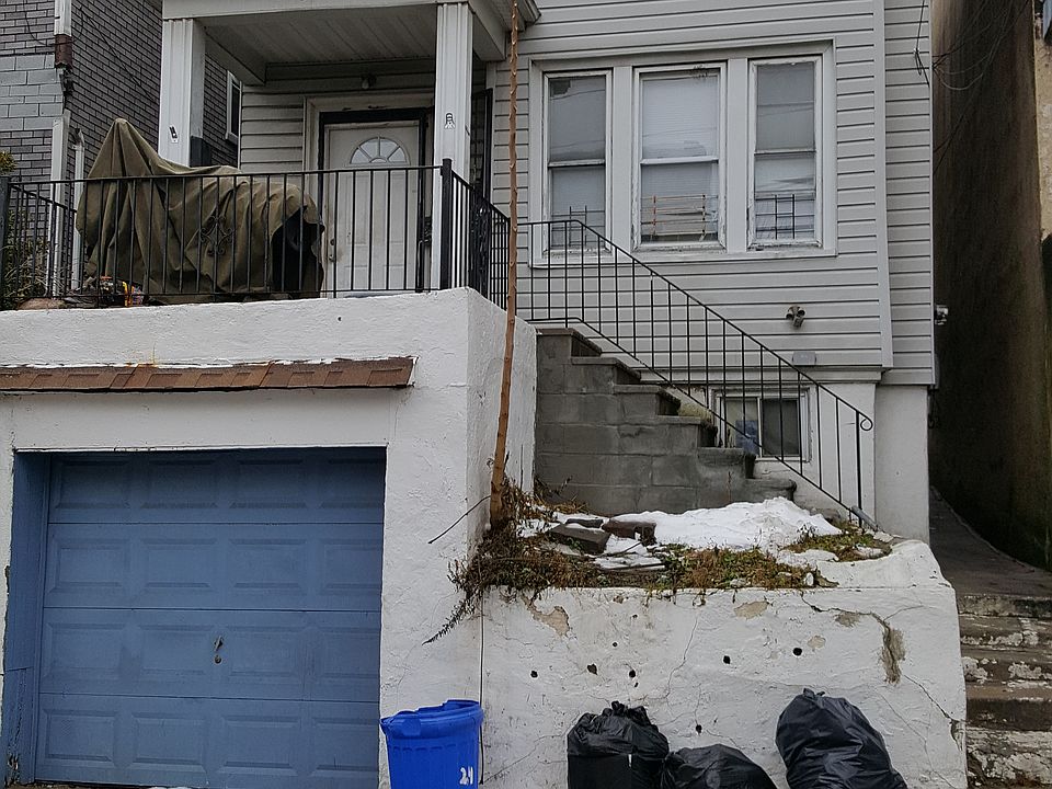 1st image of 24 Stanley Ave
