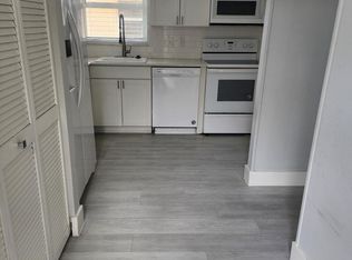 8933 SE Hobe Ridge Ave, Hobe Sound, FL 33455