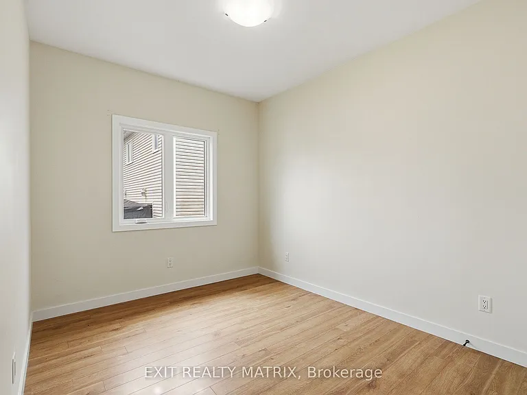 49 Cambridge St — Photo 15