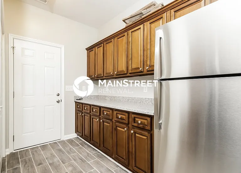 125 Salem Ridge Ct — Photo 4