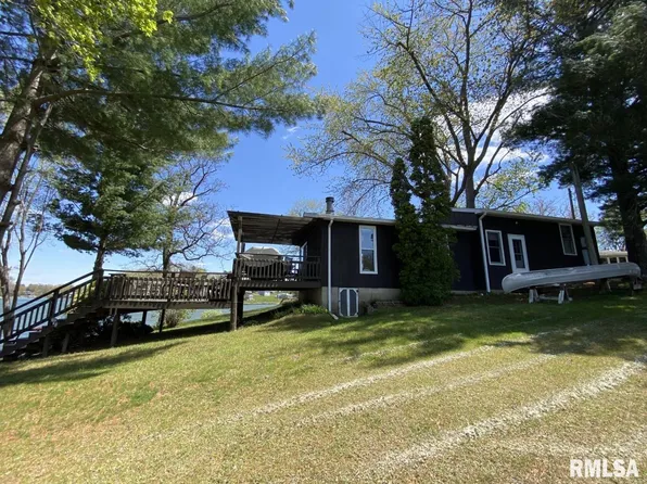 216 Lake Warren Dr, Monmouth, IL 61462