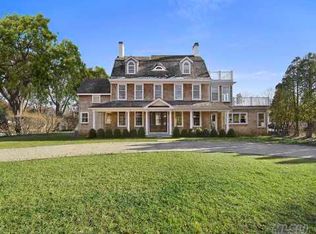 77 Quogue St, Quogue, NY 11959