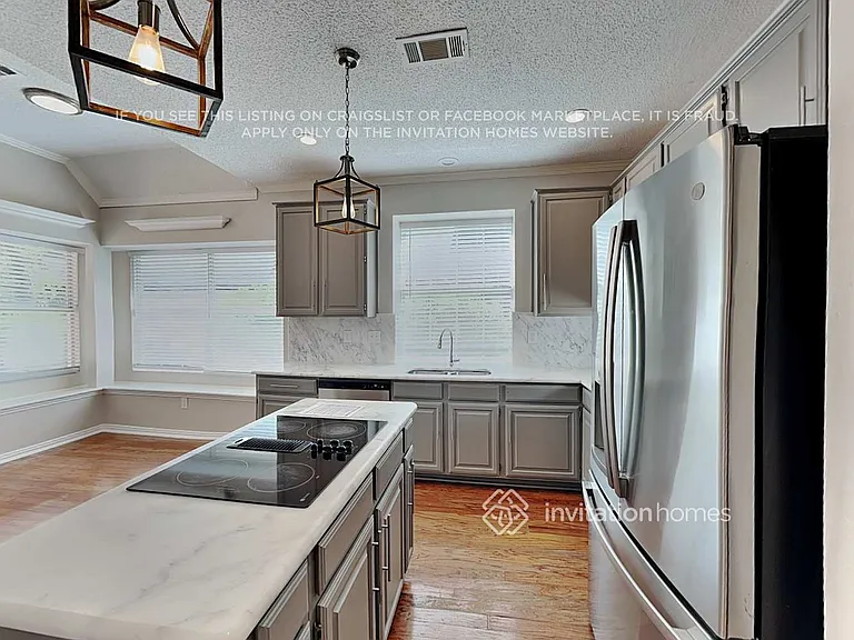808 Olde Towne Dr — Photo 8