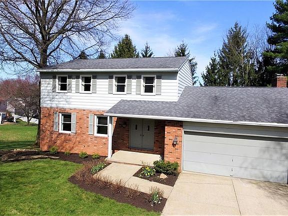 2nd image of 1555 Renwood Dr