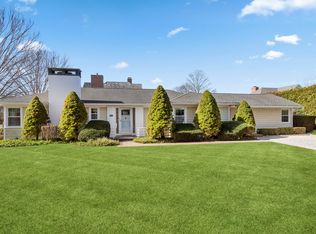 45 James St, Southampton, NY 11968