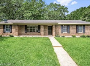 11 Delisa Dr, Saraland, AL 36571