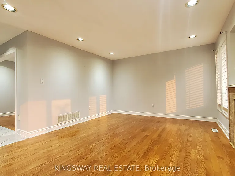 134 Fernforest Dr #MAIN — Photo 15