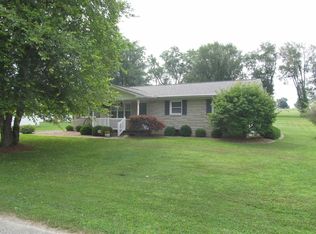 1406 W Deckard Dr, Mitchell, IN 47446