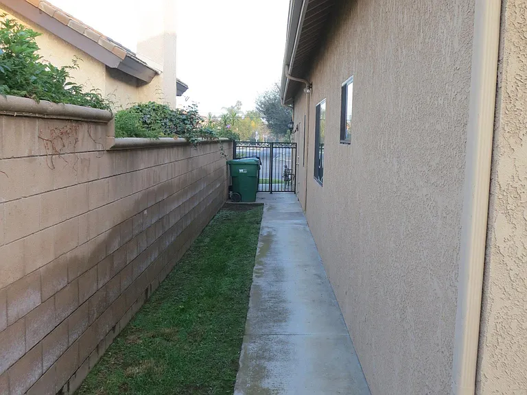 713 Pamela Cir — Photo 71