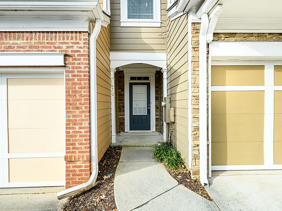 2nd image of 1670 Granville Ct