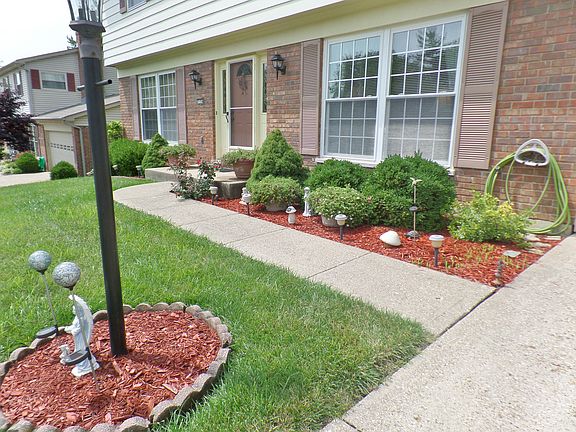 3rd image of 7154 Wyandotte Dr