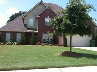 2502 S Greens Way, Rogers, AR 72758