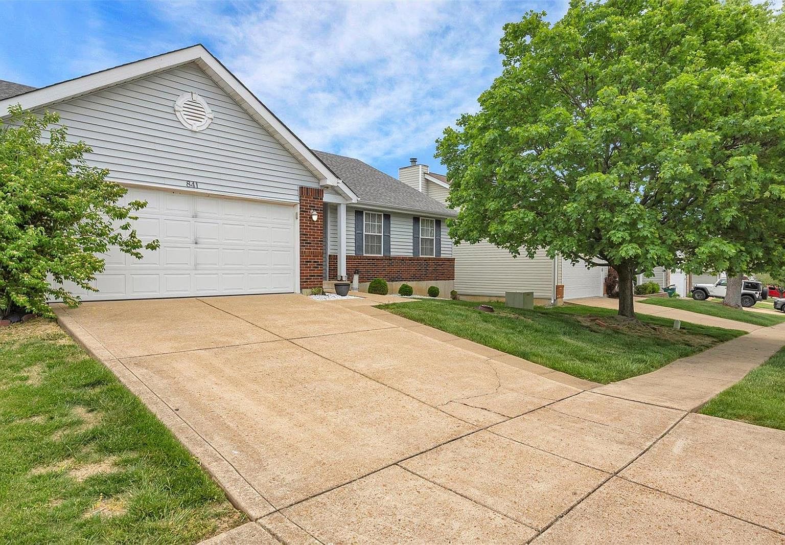 841 Fall Crown Ln, Fenton, MO 63026 Zillow