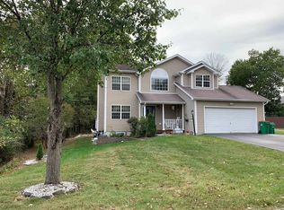 43 Autumn Dr, Poughkeepsie, NY 12603