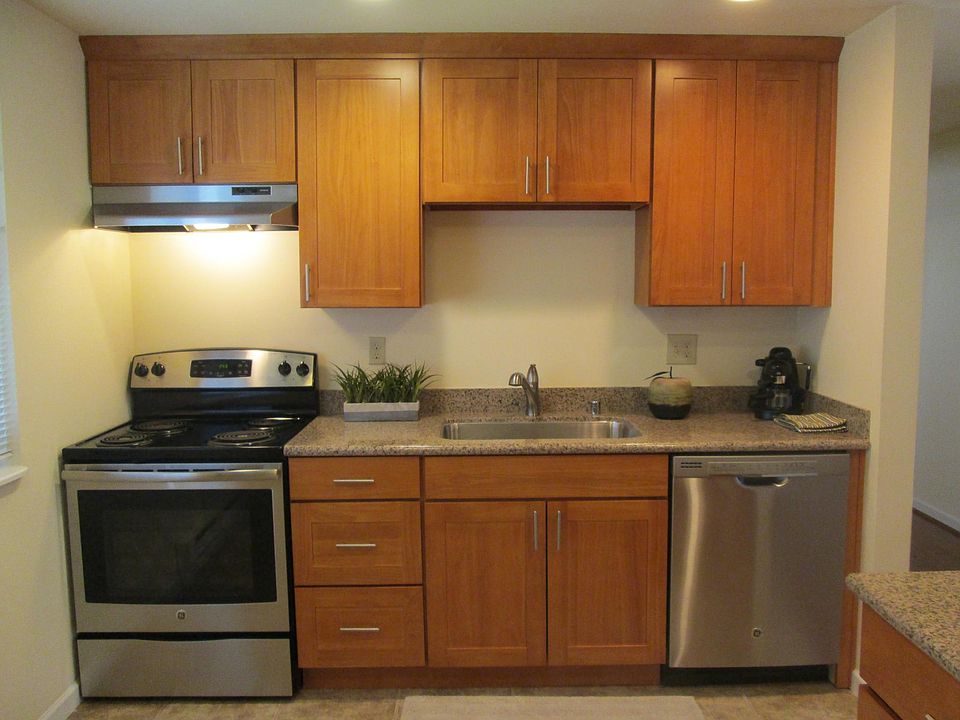 1st image of 236 4th Ave APT 2