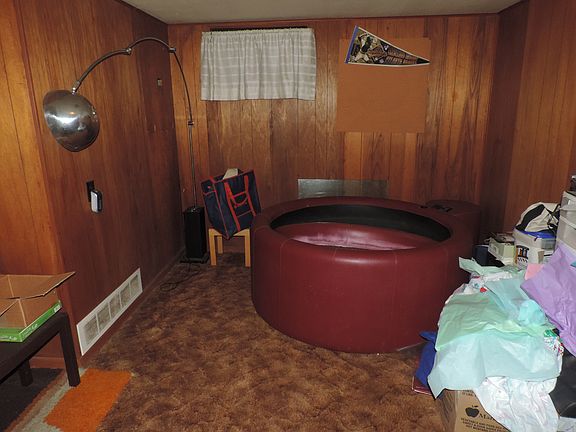 4th image of 13601 Sherry Ave