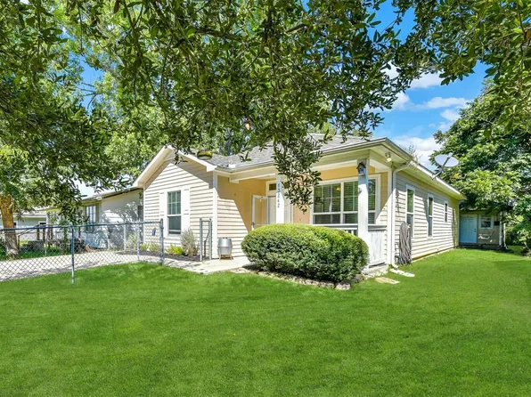 13242 9th St, Santa Fe, TX 77510