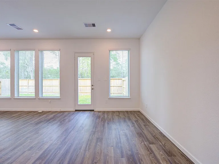 609 Royal Arch Dr — Photo 8