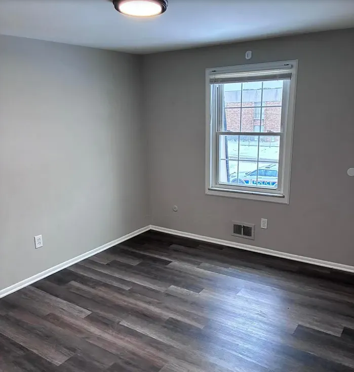2 bed, 810 sqft, $1,445 — Photo 1