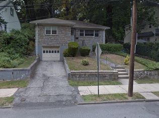 31 Rumsey Rd, Yonkers, NY 10705