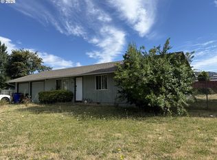18960 Lafayette Ave, Oregon City, OR 97045