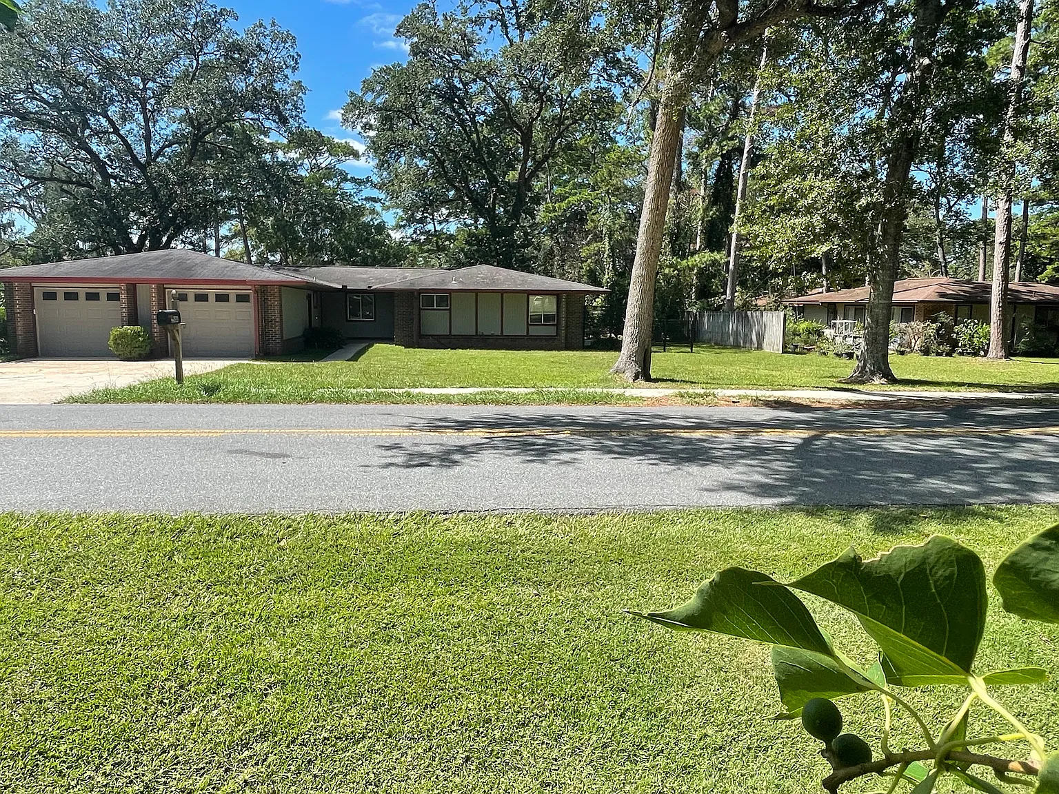 3 bed, $2,500 — Photo 1