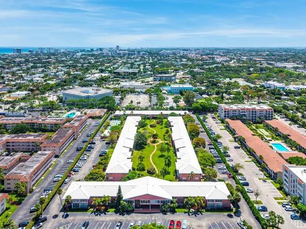 300 NE 20th Street #308, Boca Raton, FL 33431