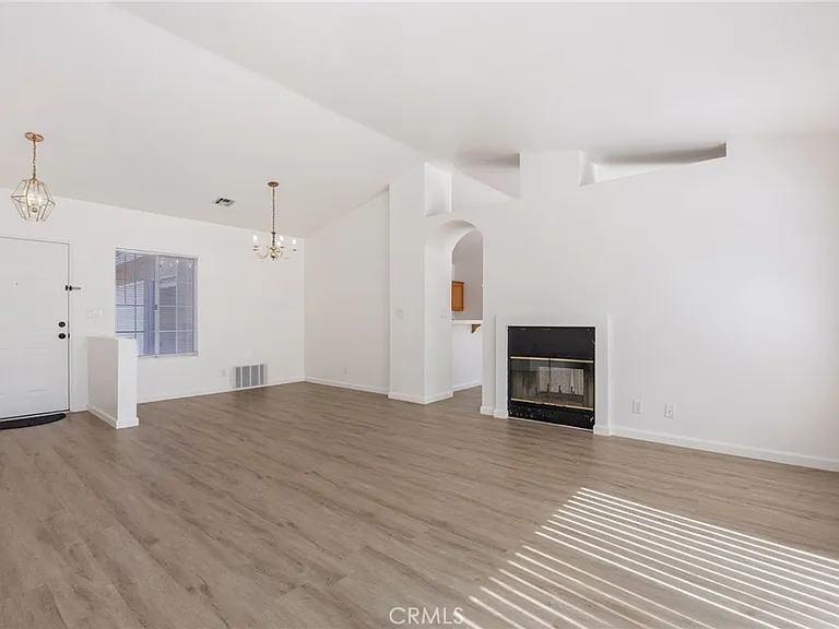 37540 Calle Mazatlan — Photo 3