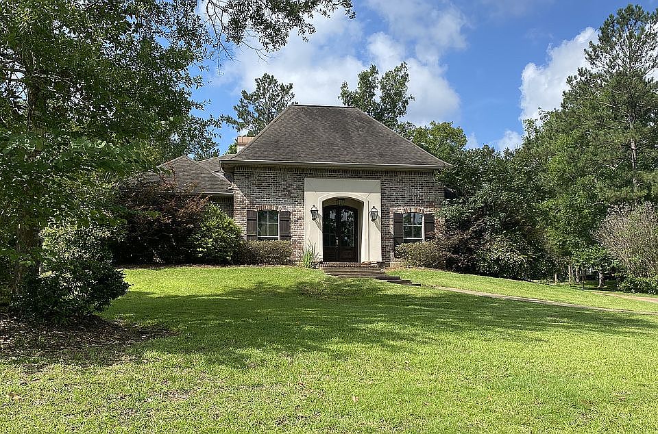 1st image of 1429 Lake Dr